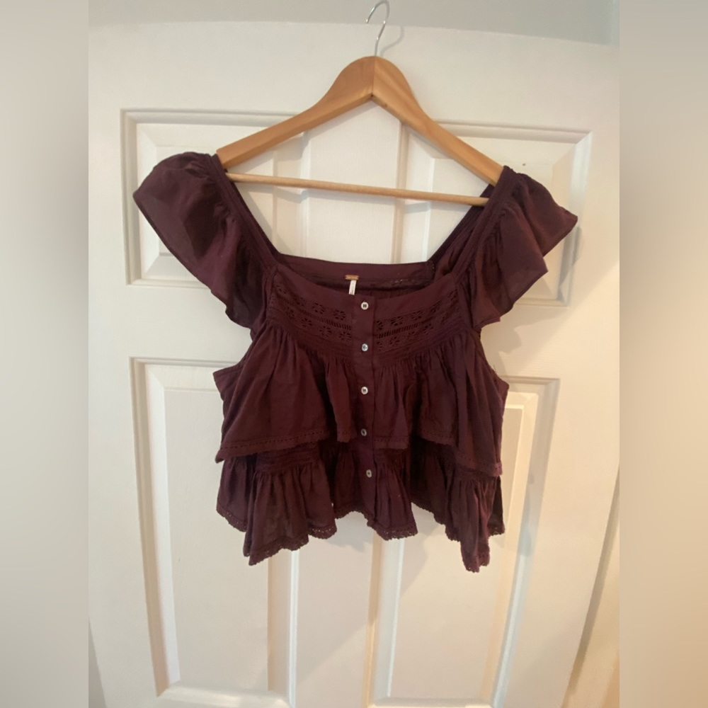Free People  Cropped Flowy Top